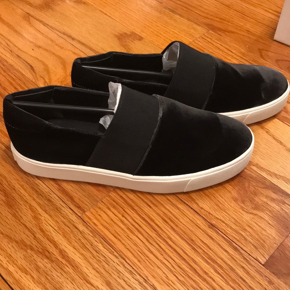 Suede Vince slip-ons